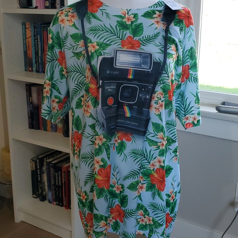 Polaroid NEW flower shirt